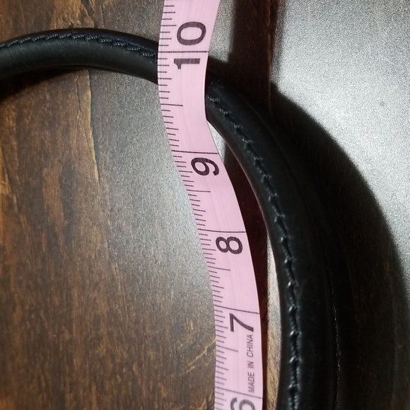 Pelle studio leather bag, Medium, zipper on top ,front pocket magnetic button. - Picture 11 of 11